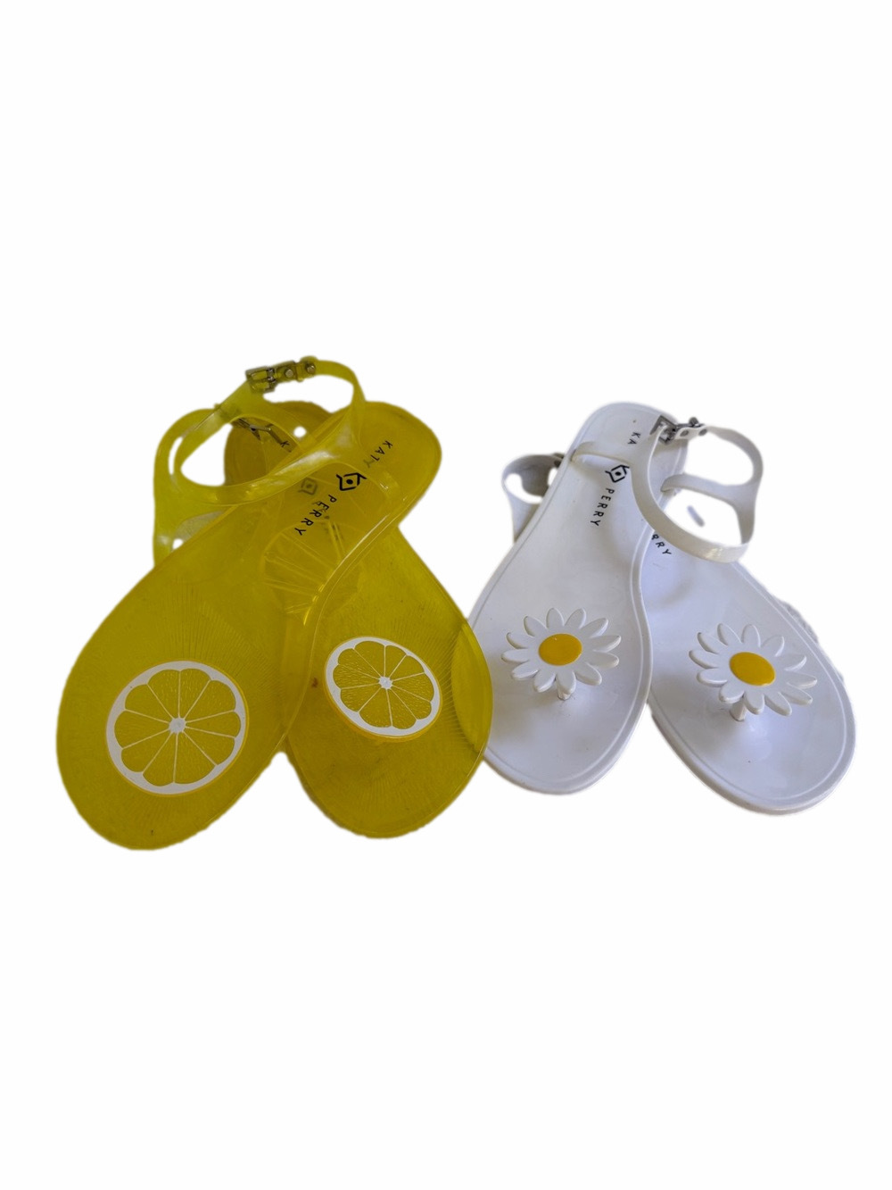 2 Pairs of Katy Perry Jelly Thong Sandals Size 10
Lemon Slices Daisy Flowers - Picture 2 of 11